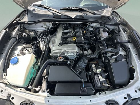 Used 2016 MAZDA MX-5 Miata Grand Touring RWD image 36