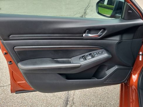 Used 2021 Nissan Altima 2.0 SR FWD image 22