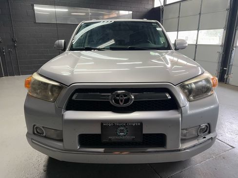 Used 2012 Toyota 4Runner SR5 AWD/4WD image 2