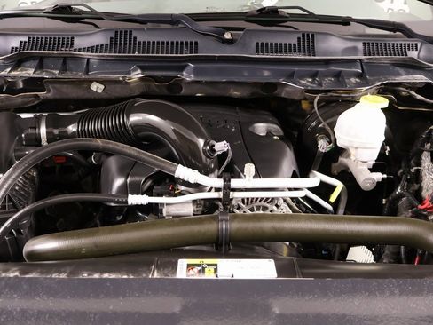 Used 2019 RAM 1500 Tradesman w/ Chrome Plus Package image 17