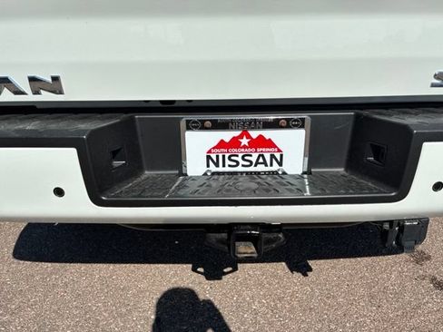 Used 2024 Nissan Titan SV AWD/4WD image 14
