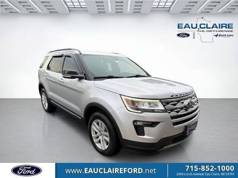 Certified 2018 Ford Explorer XLT w/ Equipment Group 202A AWD/4WD image 1