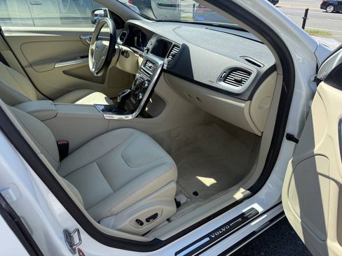 Used 2015 Volvo S60 T5 Premier FWD image 13