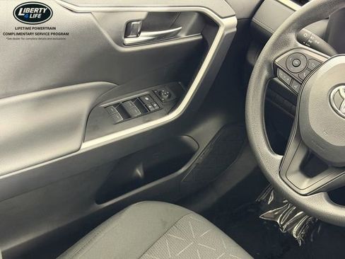Used 2025 Toyota RAV4 XLE w/ Convenience Package image 32