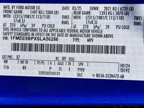 Used 2025 Ford Bronco Badlands image 14