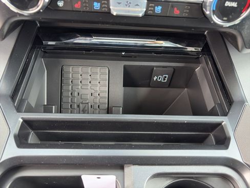 New 2026 Ford F350 Lariat w/ FX4 Off-Road Package image 25