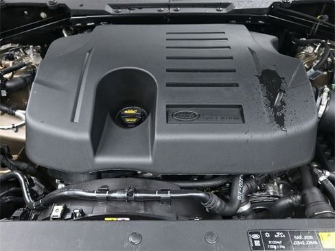 Used 2024 Land Rover Defender 130 X image 30