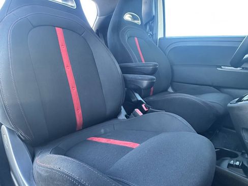 Used 2015 FIAT 500 Abarth w/ Beats Audio Package FWD image 10