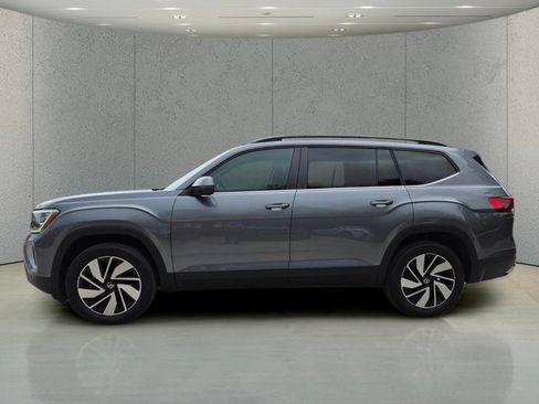 Used 2024 Volkswagen Atlas SE FWD image 7
