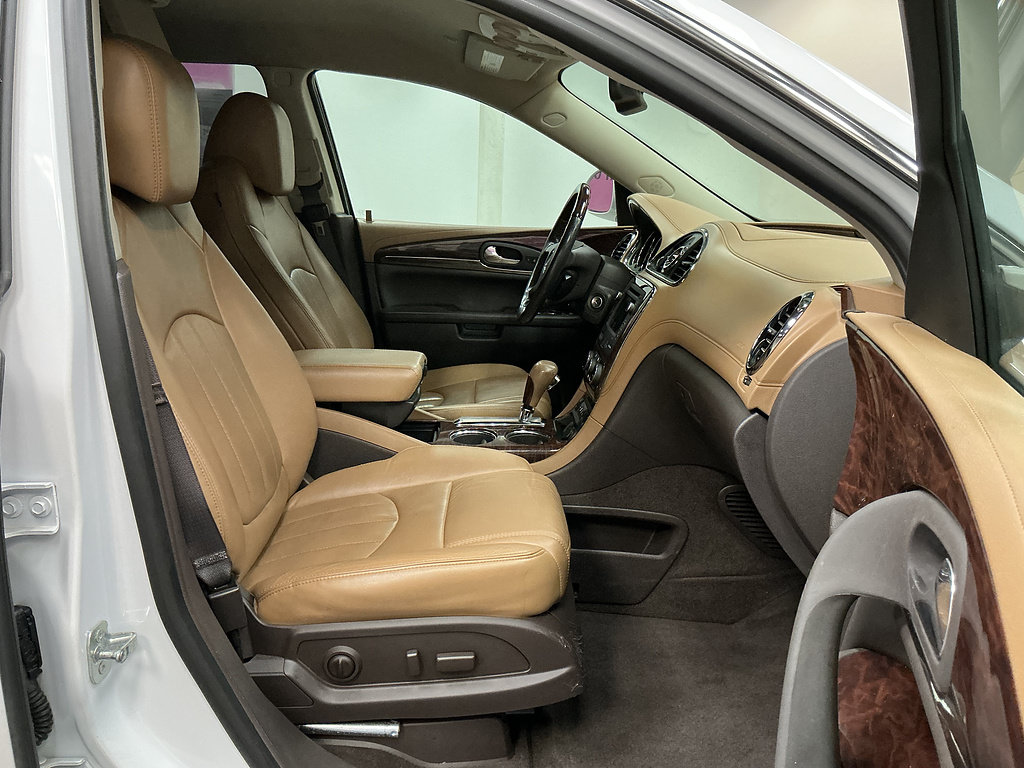 Used 2016 Buick Enclave Leather w/ Enclave Tuscan Edition AWD/4WD image 32