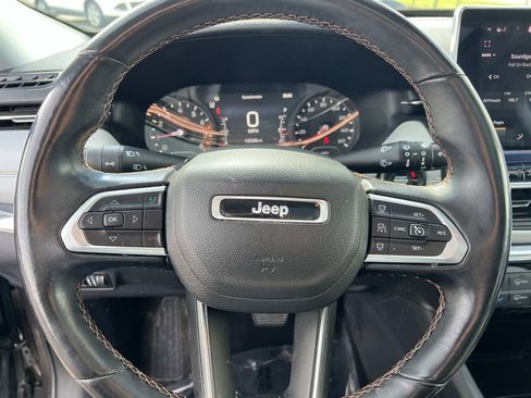 Used 2022 Jeep Compass Limited w/ Sun and Sound Group AWD/4WD image 17