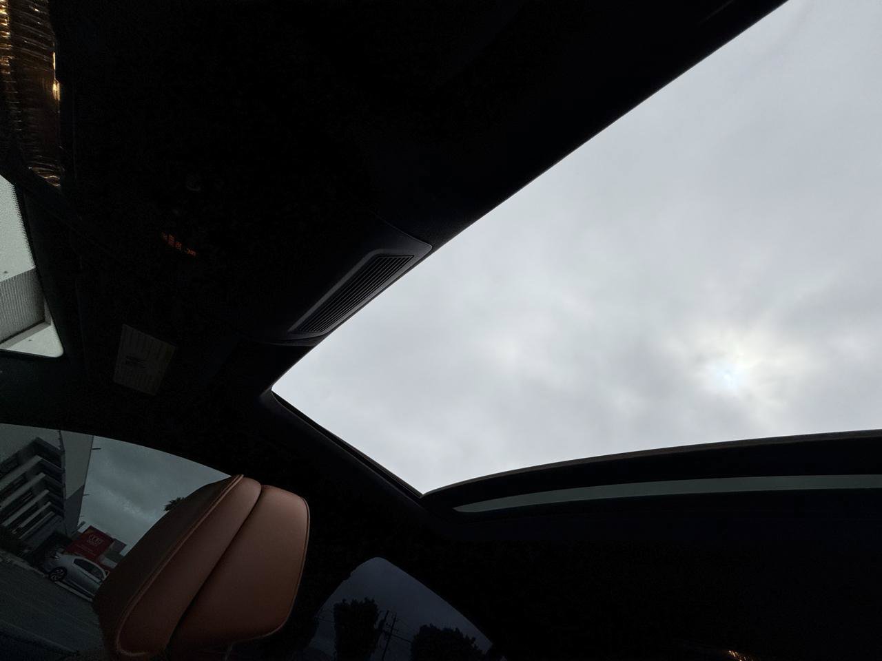 Used 2015 BMW 550i Sedan RWD image 95