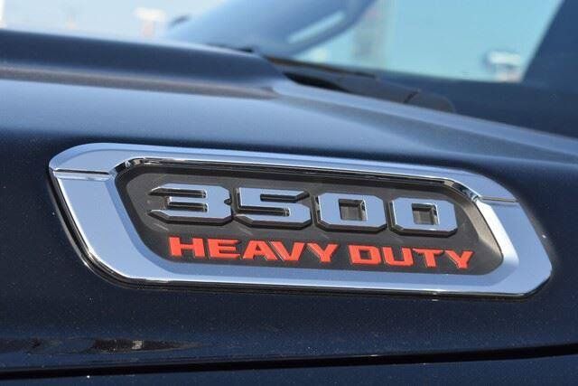 Used 2025 RAM 3500 Limited AWD/4WD image 47
