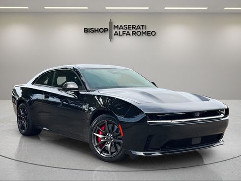 Used 2024 Dodge Charger Daytona Scat Pack w/ Plus Group AWD/4WD image 1