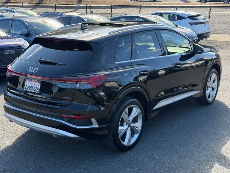 Used 2023 Audi Q4 e-tron Premium Plus AWD/4WD image 4