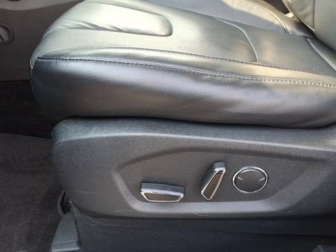 Used 2015 Ford Edge Titanium w/ Equipment Group 302A AWD/4WD image 18
