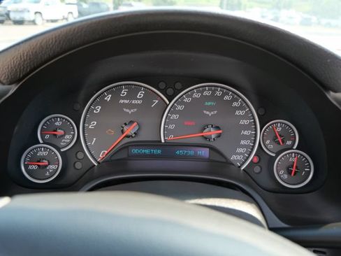 Used 2007 Chevrolet Corvette Convertible w/ Performance Package RWD image 22