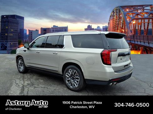 Used 2023 GMC Yukon XL Denali Ultimate image 5