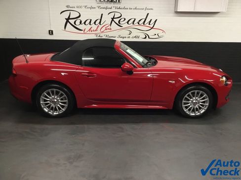 Used 2018 FIAT 124 Spider Classica w/ Technology Group image 12