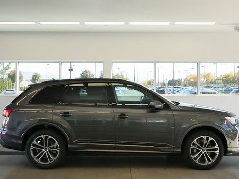New 2026 Audi Q7 2.0T Premium image 7