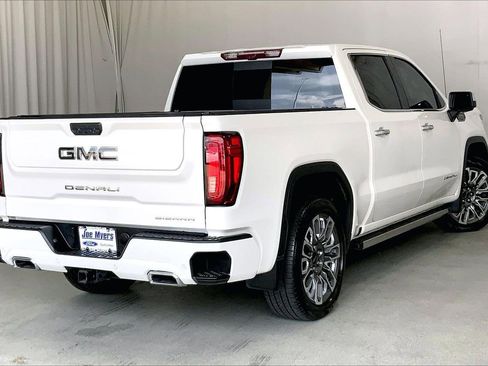 Used 2024 GMC Sierra 1500 Denali Ultimate AWD/4WD image 13