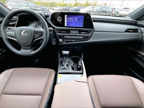 New 2025 Lexus ES 350 w/ Premium Package image 5