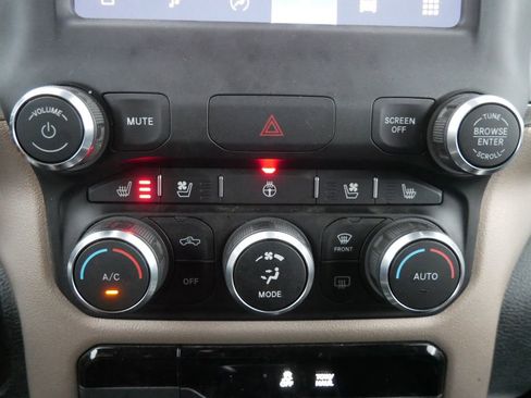 Used 2022 RAM 1500 Laramie image 45