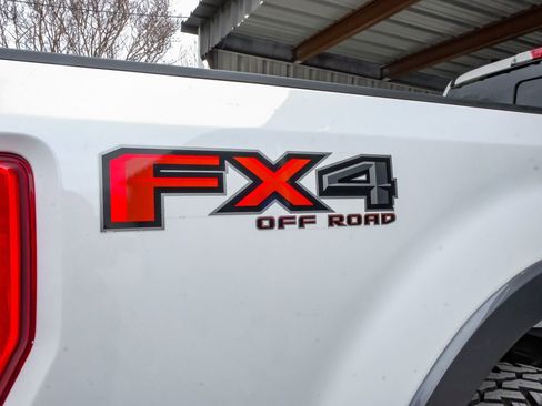 Used 2021 Ford F350 Lariat w/ Chrome Package image 55