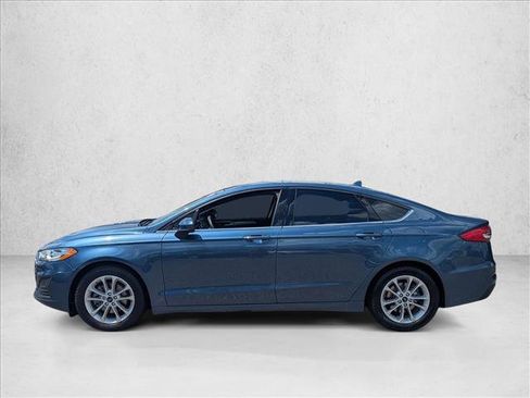 Used 2019 Ford Fusion SE FWD image 9
