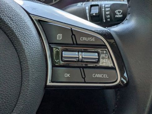 Certified 2020 Kia Optima S image 26