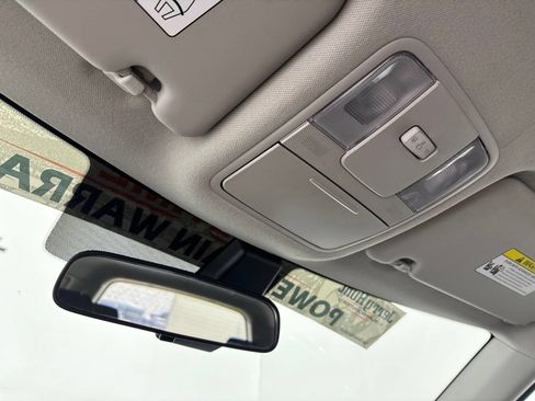 Used 2024 Kia Soul LX w/ Option Group 015 FWD image 21