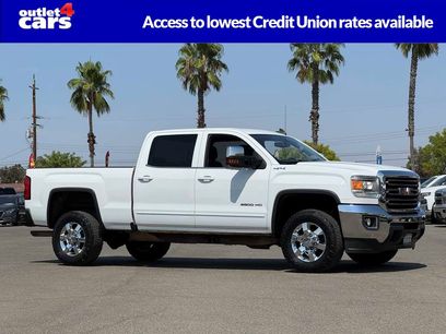 Used 2016 GMC Sierra 2500 SLE w/ SLE Preferred Package