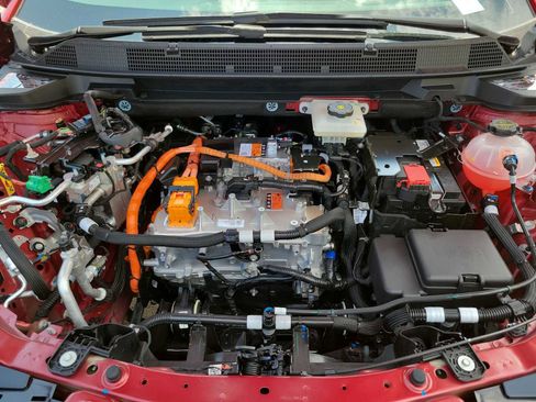 New 2025 Chevrolet Equinox EV LT w/ Convenience Package II image 9