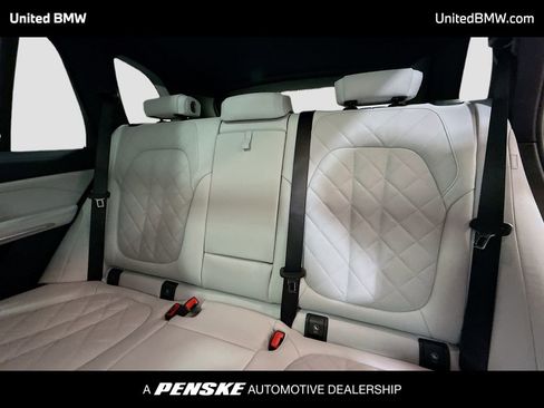 New 2026 BMW X5 sDrive40i image 13