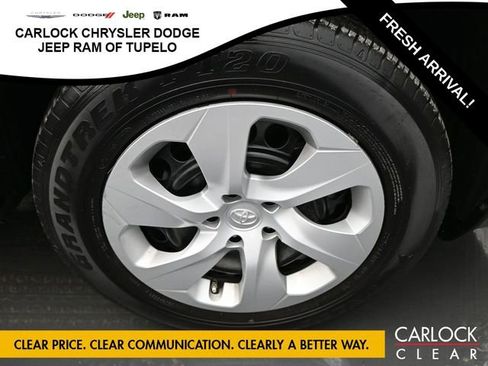 Used 2024 Toyota RAV4 LE image 44