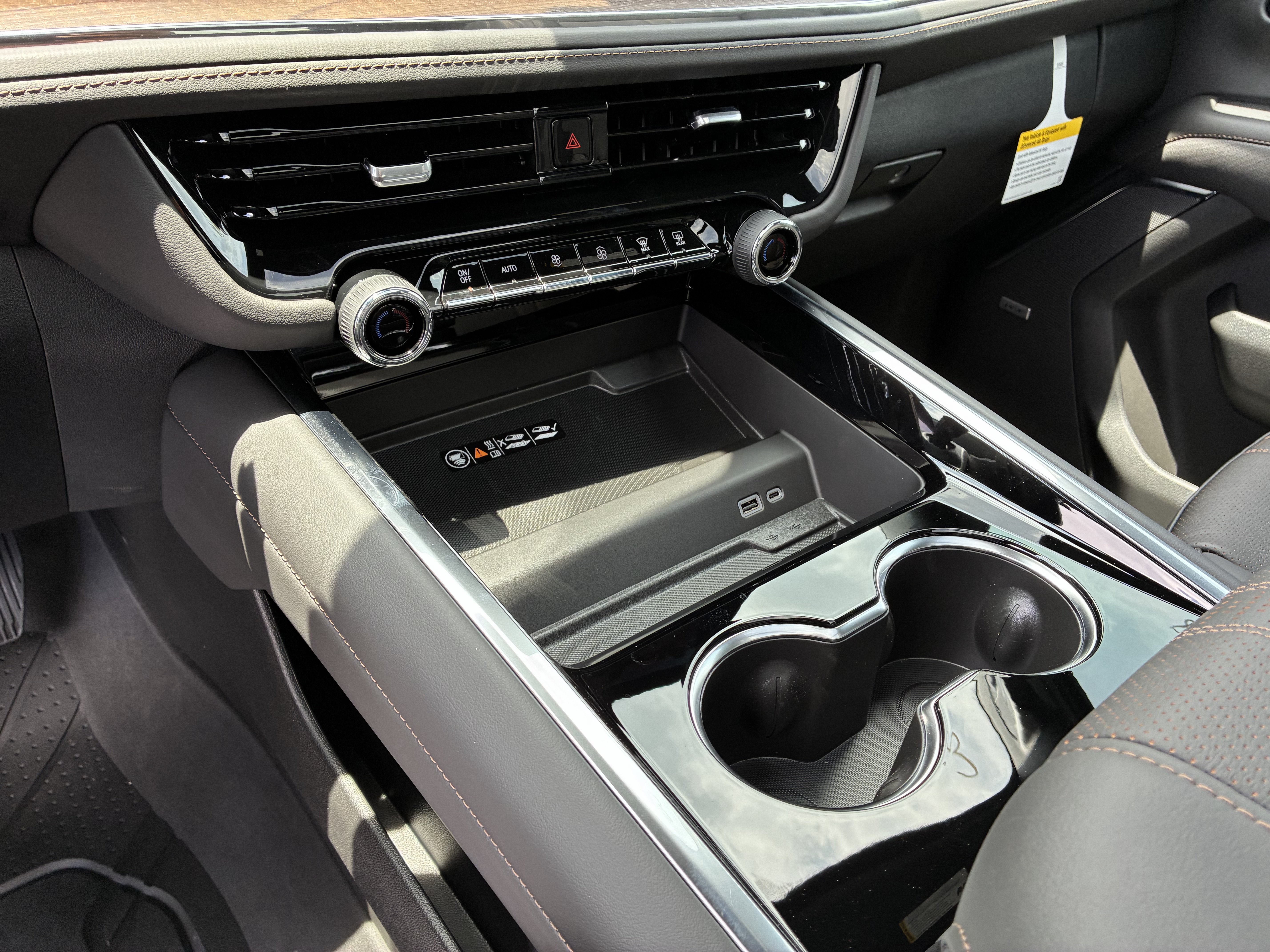 New 2026 Chevrolet Tahoe High Country RWD image 36