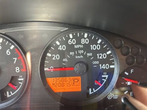 Used 2012 Nissan Xterra S AWD/4WD image 13
