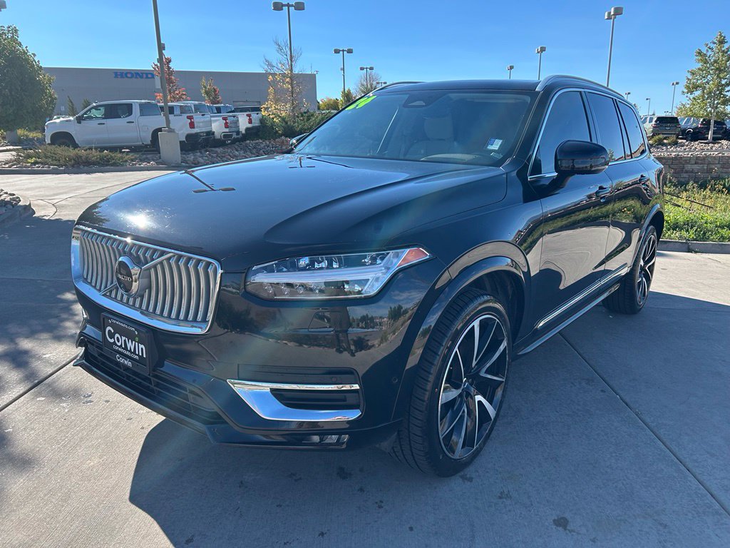 Used 2024 Volvo XC90 B6 Plus AWD/4WD image 3