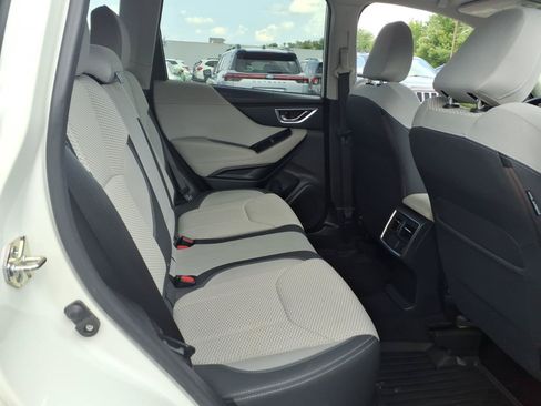Used 2019 Subaru Forester Premium w/ Popular Package #1 AWD/4WD image 12