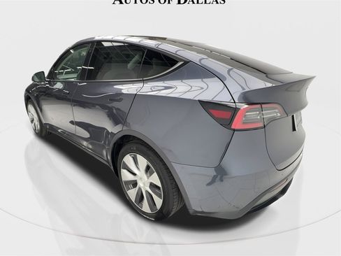 Used 2021 Tesla Model Y 2WD image 10