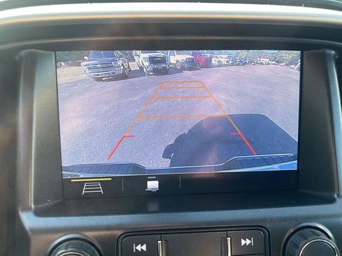 Used 2019 GMC Canyon SLE AWD/4WD image 22