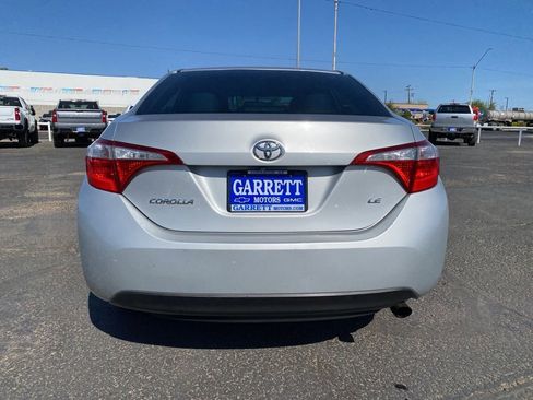 Used 2016 Toyota Corolla LE FWD image 12