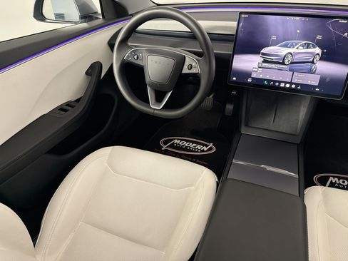 Used 2025 Tesla Model 3 Long Range RWD image 31