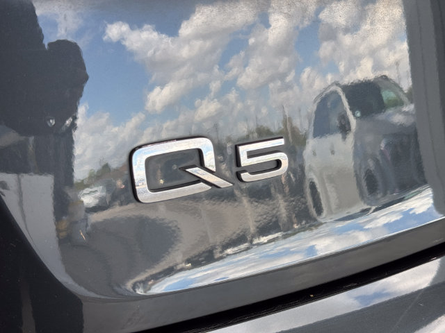 Used 2018 Audi Q5 2.0T Premium AWD/4WD image 44