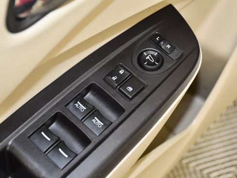 Used 2018 Acura RDX AWD image 27