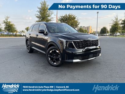 Used 2024 Kia Sorento S w/ Panoramic Sunroof Package