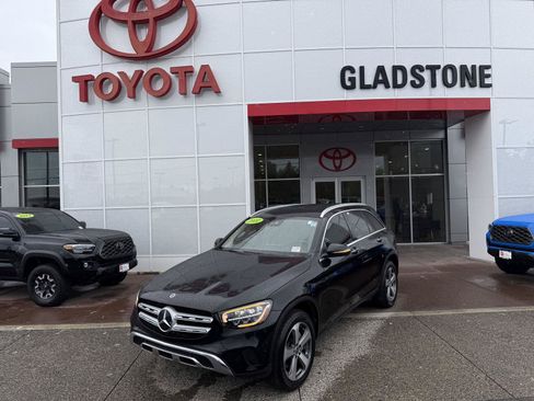 Used 2022 Mercedes-Benz GLC 300 4MATIC image 1