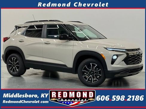 New 2026 Chevrolet TrailBlazer ACTIV w/ Driver Confidence Package AWD/4WD image 1