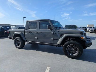 Used 2021 Jeep Gladiator Sport