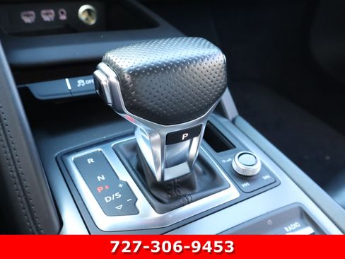 Used 2021 Audi R8 V10 w/ Premium Package image 25